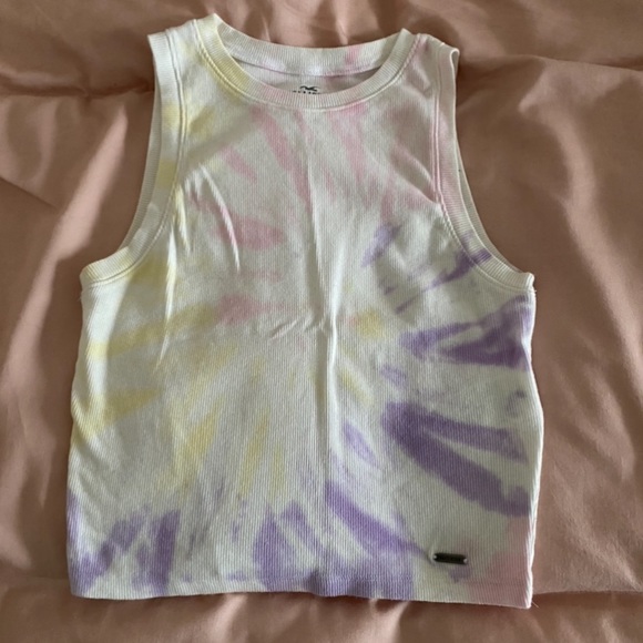 Hollister Tops - LAST CALL! Bundle of 2 Hollister cropped tank tops